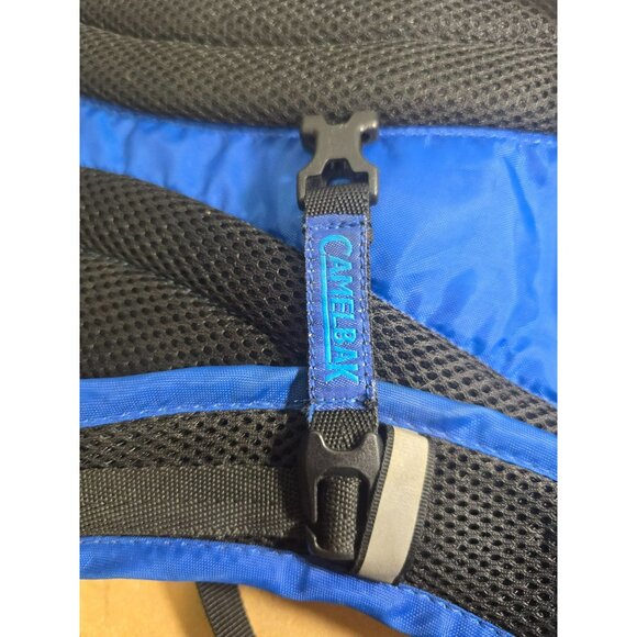 Camelbak Rogue Hydration Backpack Blue Running Cycling Bladder Hose Not Included - Picture 10 of 10